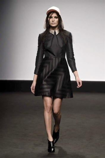 Fotoservizio/FW 2015-2016/WOMEN/GRINKO/DP1/27