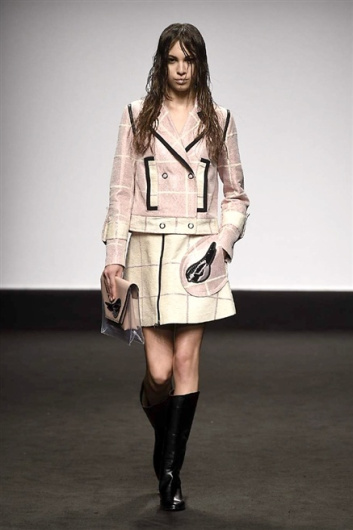 Fotoservizio/FW 2015-2016/WOMEN/GRINKO/DP1/31