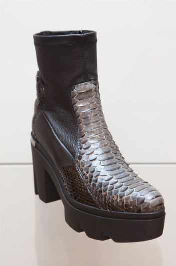 Fotoservizio/FW 2015-2016/WOMEN/ROBERTO BOTTICELLI/DP2/4