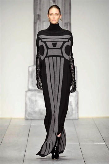 Fotoservizio/FW 2015-2016/WOMEN/LAURA BIAGIOTTI/DP1/0