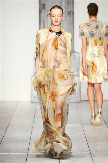 Fotoservizio/FW 2015-2016/WOMEN/LAURA BIAGIOTTI/DP1/31