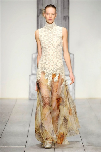 Fotoservizio/FW 2015-2016/WOMEN/LAURA BIAGIOTTI/DP1/32