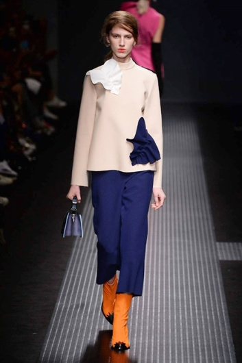 Fotoservizio/FW 2015-2016/WOMEN/MSGM/DP1/6