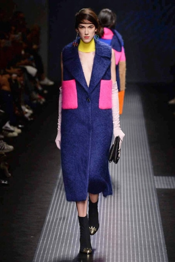 Fotoservizio/FW 2015-2016/WOMEN/MSGM/DP1/18