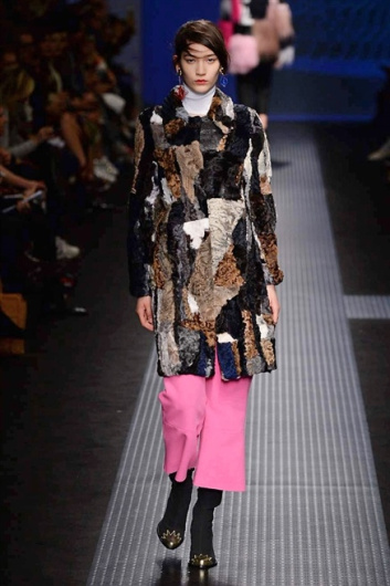 Fotoservizio/FW 2015-2016/WOMEN/MSGM/DP1/33