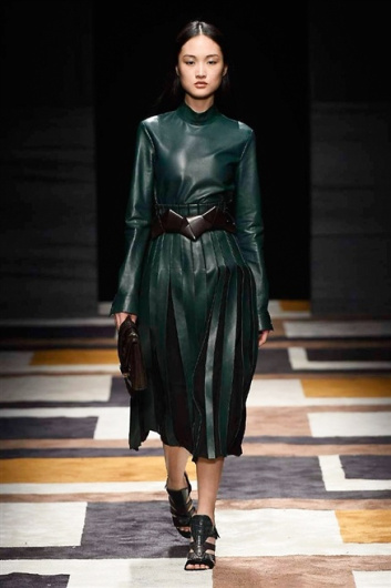 Fotoservizio/FW 2015-2016/WOMEN/SALVATORE FERRAGAMO/DP1/12