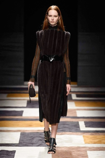 Fotoservizio/FW 2015-2016/WOMEN/SALVATORE FERRAGAMO/DP1/18