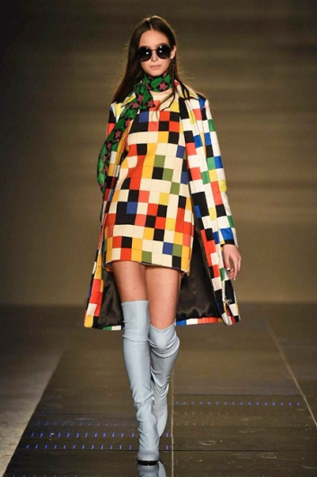 Fotoservizio/FW 2015-2016/WOMEN/AU JOUR LE JOUR/DP1/18