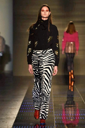 Fotoservizio/FW 2015-2016/WOMEN/AU JOUR LE JOUR/DP1/25