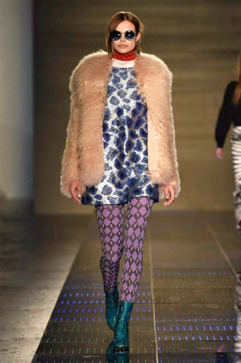 Fotoservizio/FW 2015-2016/WOMEN/AU JOUR LE JOUR/DP1/26