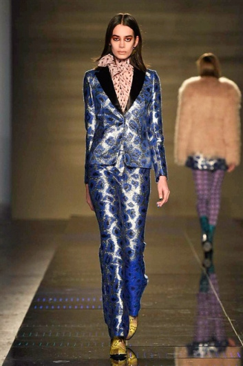 Fotoservizio/FW 2015-2016/WOMEN/AU JOUR LE JOUR/DP1/27