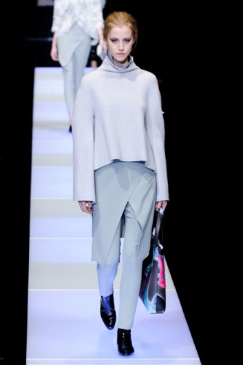 Fotoservizio/FW 2015-2016/WOMEN/GIORGIO ARMANI/DP1/28