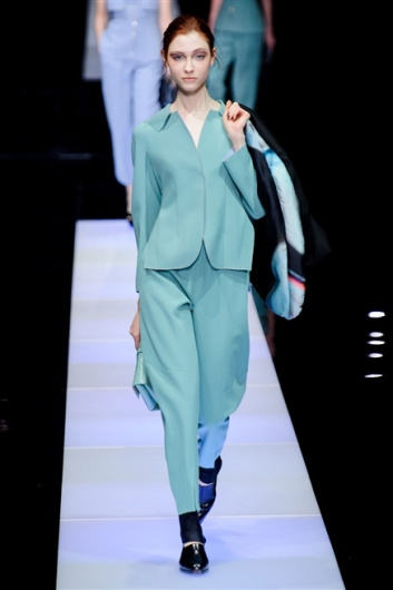 Fotoservizio/FW 2015-2016/WOMEN/GIORGIO ARMANI/DP1/33