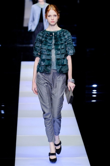 Fotoservizio/FW 2015-2016/WOMEN/GIORGIO ARMANI/DP1/37