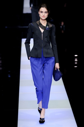 Fotoservizio/FW 2015-2016/WOMEN/GIORGIO ARMANI/DP1/42