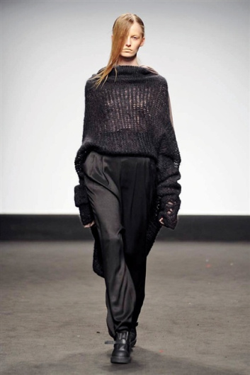 Fotoservizio/FW 2015-2016/WOMEN/FATIMA VAL/DP1/15