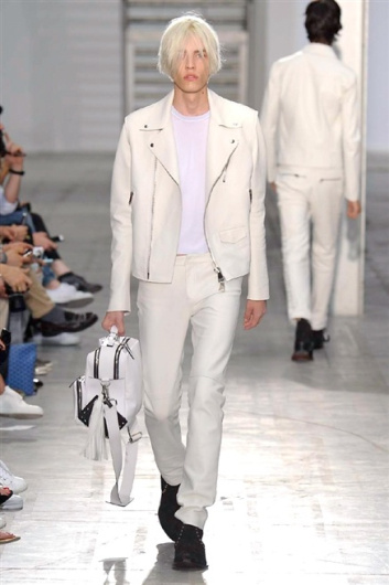 Fotoservizio/SS 2016/MEN/COSTUME NATIONAL HOMME/DP1/23