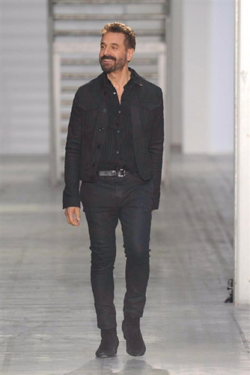 Fotoservizio/SS 2016/MEN/COSTUME NATIONAL HOMME/DP1/37