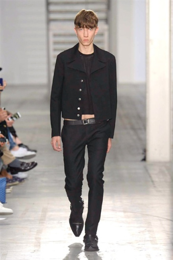 Fotoservizio/SS 2016/MEN/COSTUME NATIONAL HOMME/DP1/1
