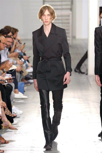Fotoservizio/SS 2016/MEN/COSTUME NATIONAL HOMME/DP1/4