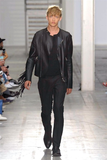 Fotoservizio/SS 2016/MEN/COSTUME NATIONAL HOMME/DP1/6
