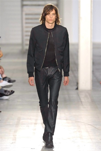 Fotoservizio/SS 2016/MEN/COSTUME NATIONAL HOMME/DP1/8