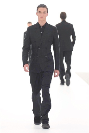 Fotoservizio/SS 2016/MEN/ERMENEGILDO ZEGNA/DP1/2