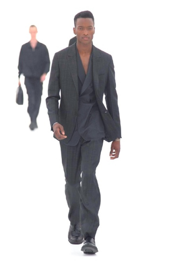 Fotoservizio/SS 2016/MEN/ERMENEGILDO ZEGNA/DP1/9