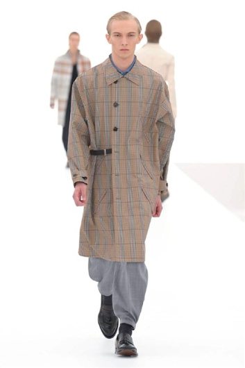 Fotoservizio/SS 2016/MEN/ERMENEGILDO ZEGNA/DP1/25