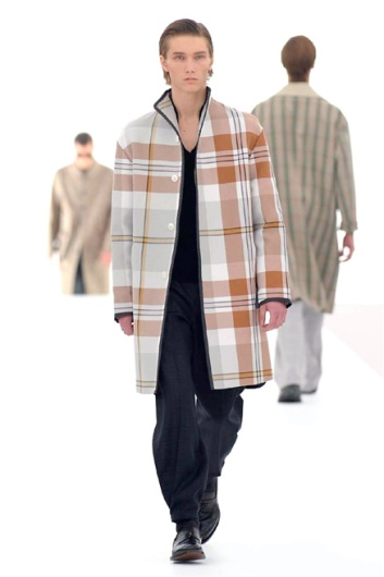 Fotoservizio/SS 2016/MEN/ERMENEGILDO ZEGNA/DP1/26