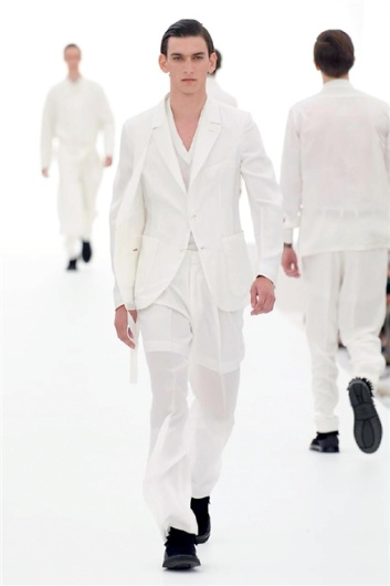 Fotoservizio/SS 2016/MEN/ERMENEGILDO ZEGNA/DP1/34