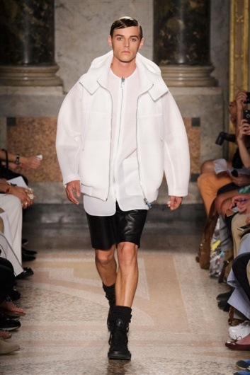 Fotoservizio/SS 2016/MEN/LES HOMMES/DP1/34