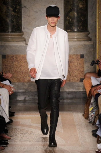 Fotoservizio/SS 2016/MEN/LES HOMMES/DP1/35