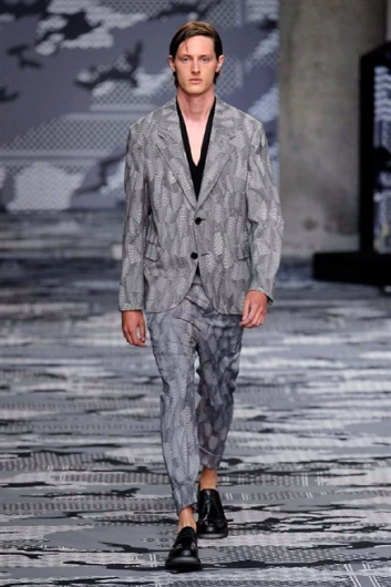 Fotoservizio/SS 2016/MEN/NEIL BARRETT/DP1/7