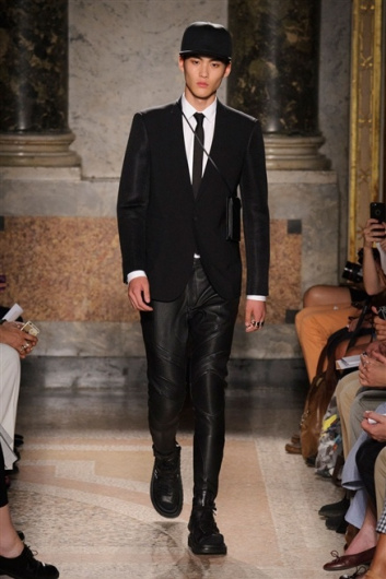 Fotoservizio/SS 2016/MEN/LES HOMMES/DP1/0