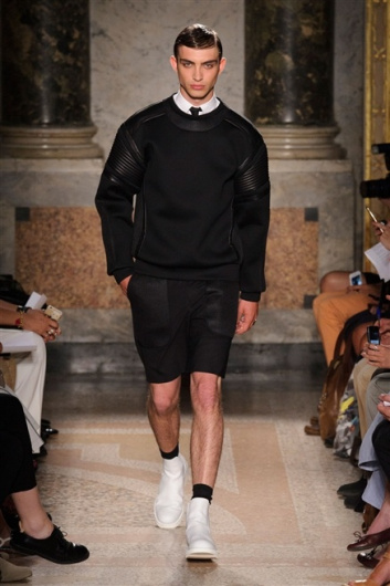 Fotoservizio/SS 2016/MEN/LES HOMMES/DP1/1