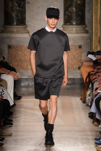 Fotoservizio/SS 2016/MEN/LES HOMMES/DP1/12