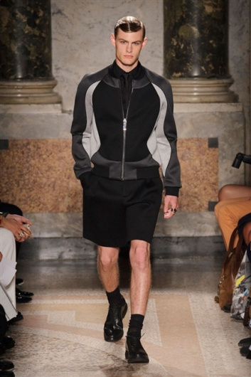 Fotoservizio/SS 2016/MEN/LES HOMMES/DP1/15