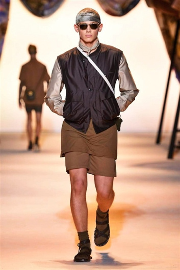 Fotoservizio/SS 2016/MEN/VERSACE/DP1/30