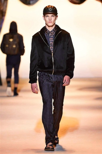 Fotoservizio/SS 2016/MEN/VERSACE/DP1/36