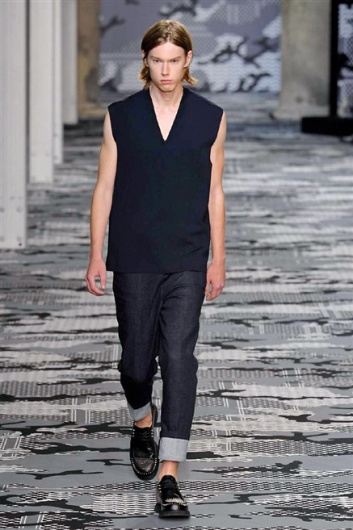 Fotoservizio/SS 2016/MEN/NEIL BARRETT/DP1/33