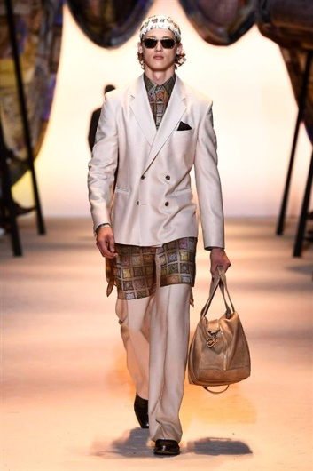 Fotoservizio/SS 2016/MEN/VERSACE/DP1/9
