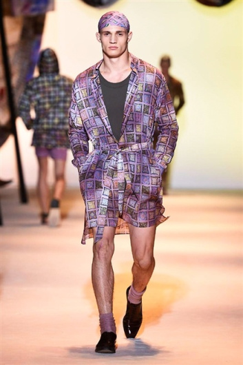Fotoservizio/SS 2016/MEN/VERSACE/DP1/12