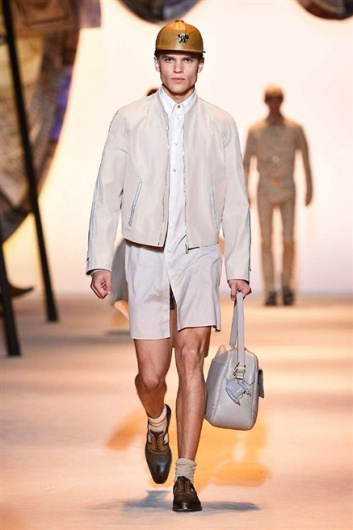 Fotoservizio/SS 2016/MEN/VERSACE/DP1/16