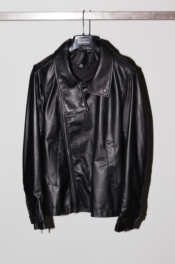 Fotoservizio/SS 2016/MEN/D.A.T.E. FOR GIULIANO FUJIWARA/DP2/43