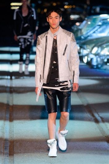 Fotoservizio/SS 2016/MEN/PHILIPP PLEIN/DP1/43