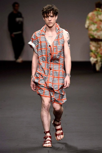 Fotoservizio/SS 2016/MEN/VIVIENNE WESTWOOD/DP1/13