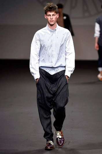 Fotoservizio/SS 2016/MEN/VIVIENNE WESTWOOD/DP1/18