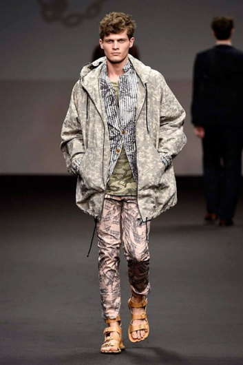 Fotoservizio/SS 2016/MEN/VIVIENNE WESTWOOD/DP1/21