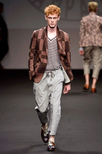 Fotoservizio/SS 2016/MEN/VIVIENNE WESTWOOD/DP1/22